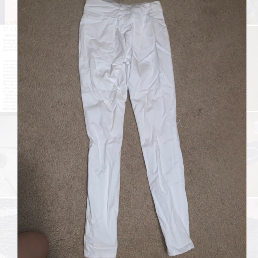Jeans - Picture 3 of 5